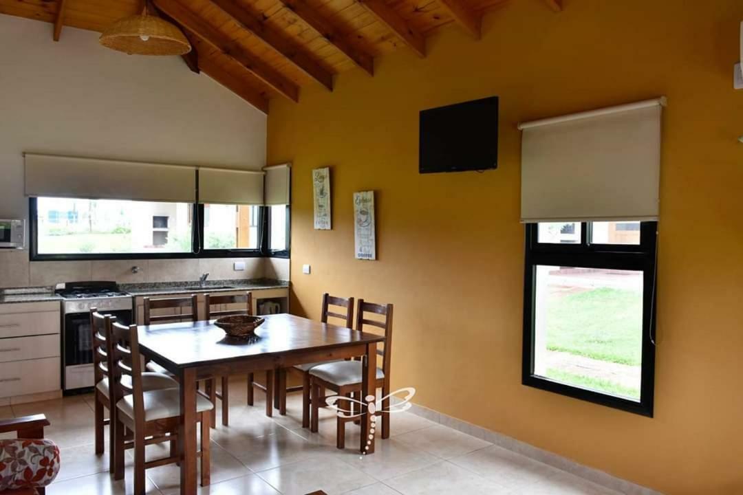 Iguape Aparts & Spa Colon  Luaran gambar